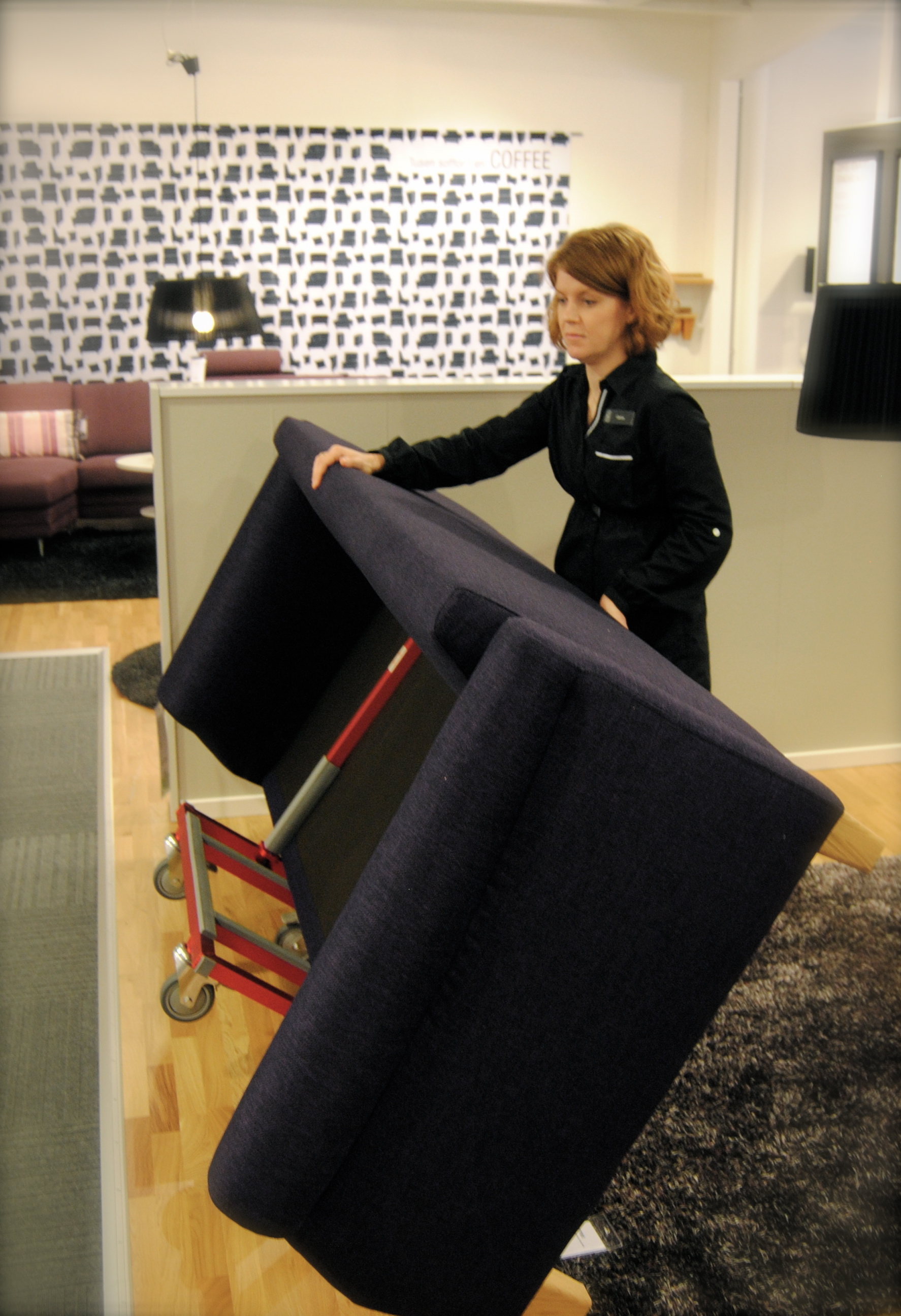 Multi Trolley allows a single user to move heavy furniture