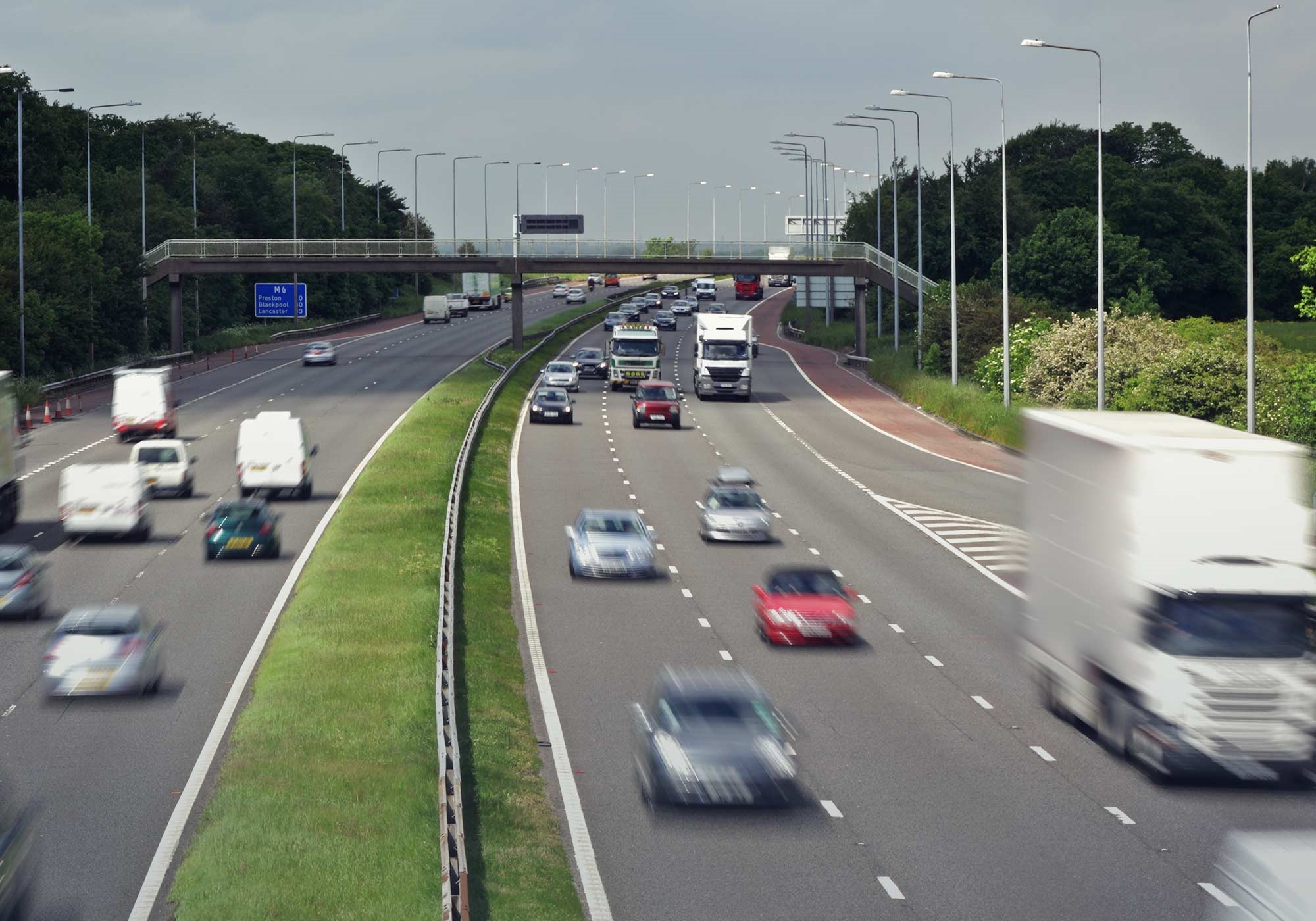 Learner drivers given green light for motorway tuition