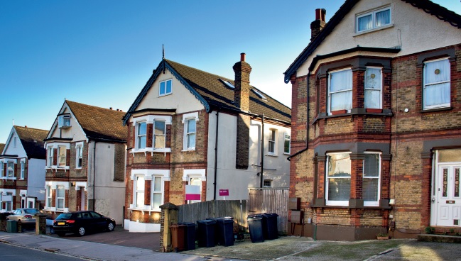 UK annual house price growth slows