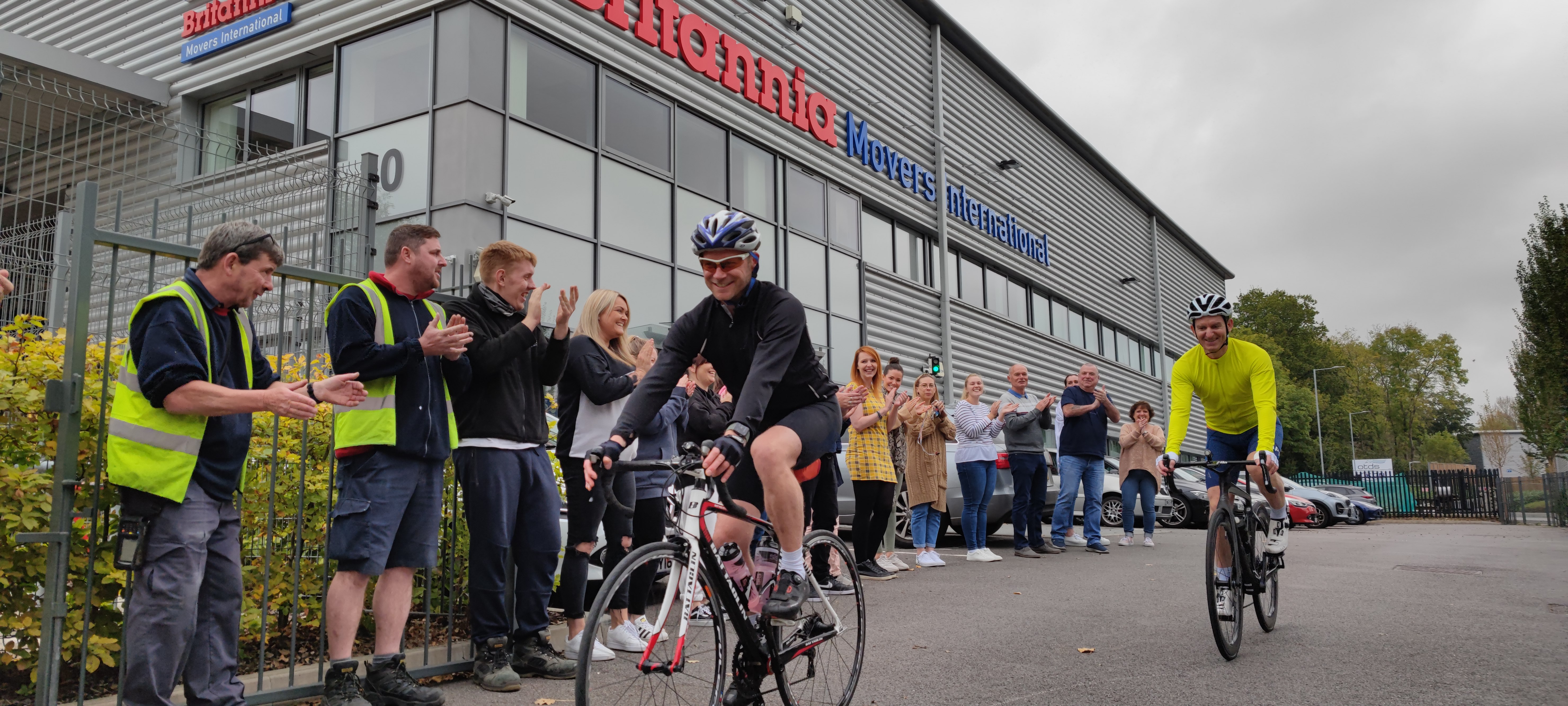 Box Hill bike ride - Tim Watney and Gavin McCarthy leave BMI HQ