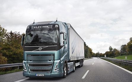 Volvo FH Electric on Green Truck Test route - 445x277