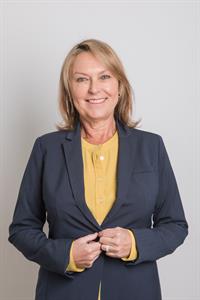 Lisa Beranich  Lisa Beranich