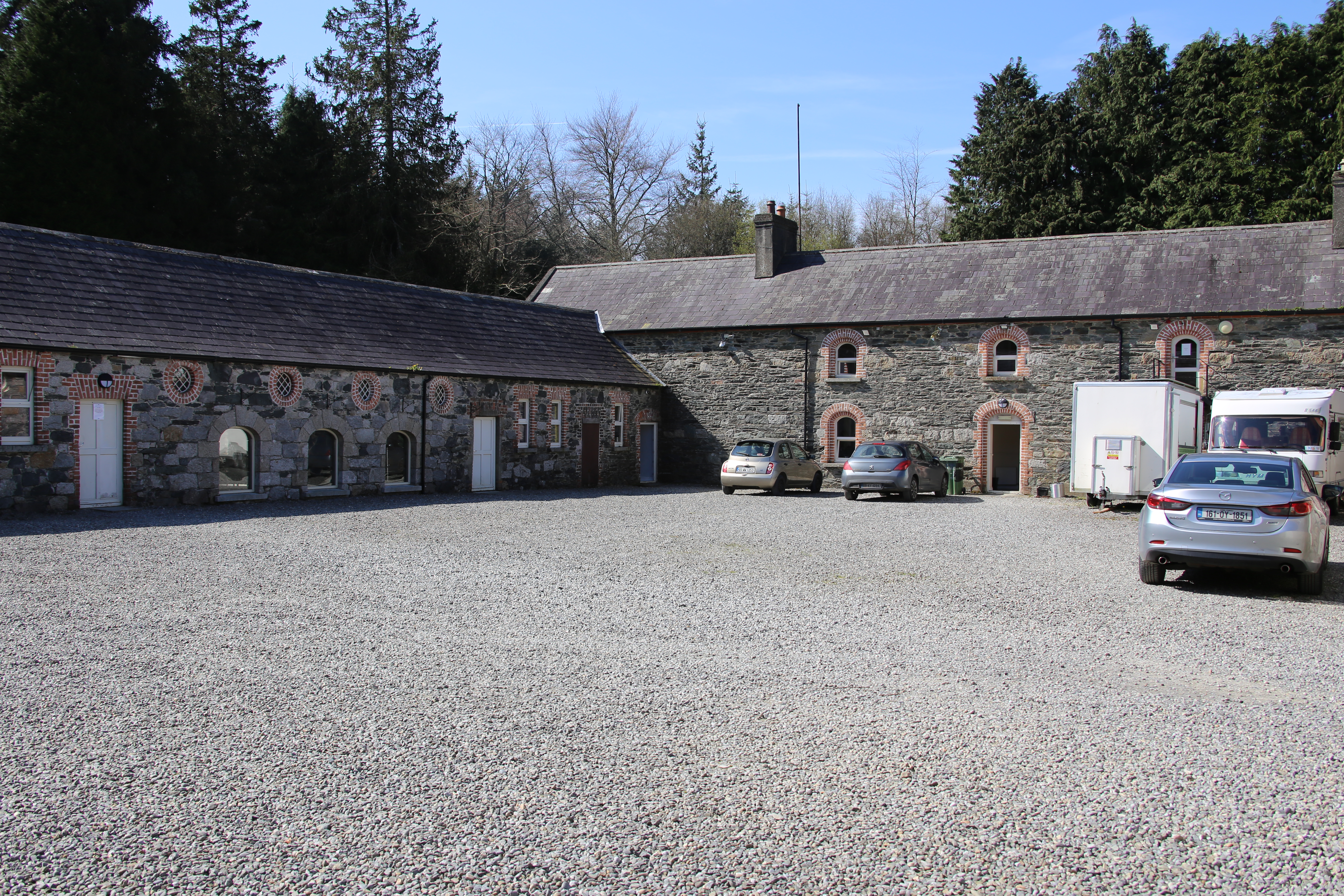 Tiglin mens' rehabilitation centre