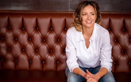 Anna Roberts - 445x277