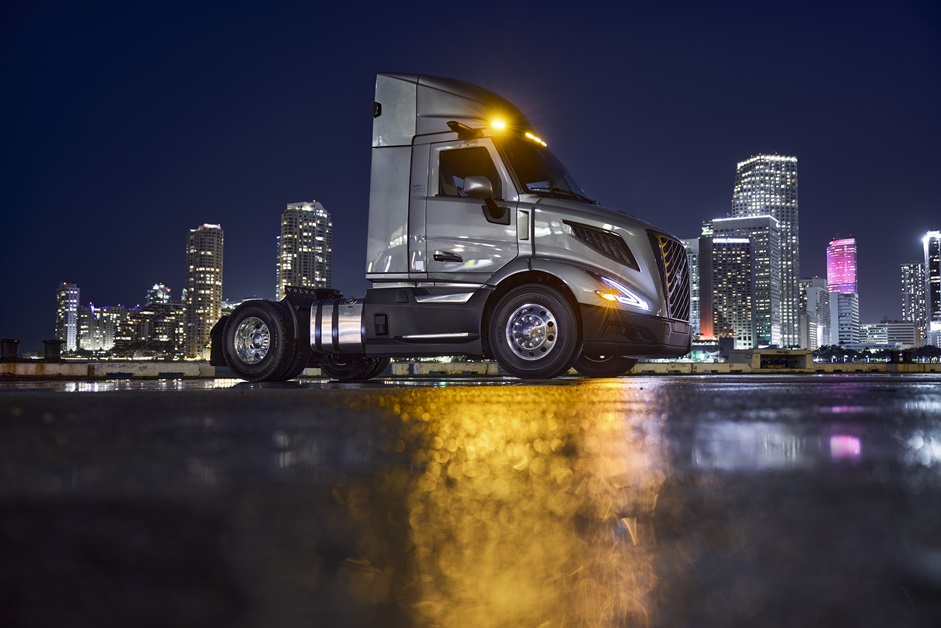 All new Volvo VNR 300170